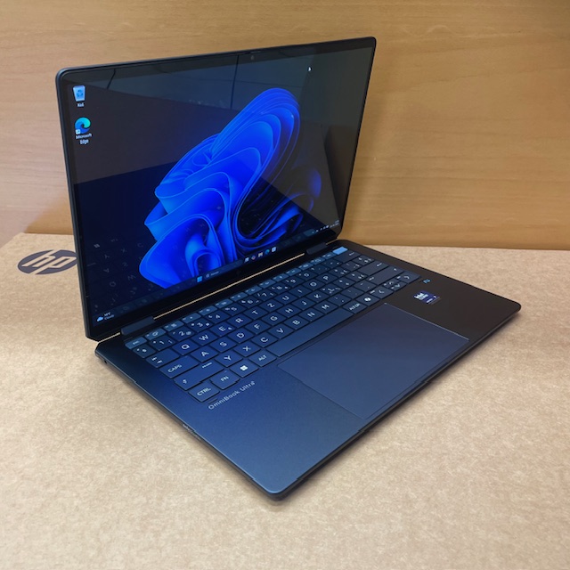 OmniBook slika prenosnika na HP škatli